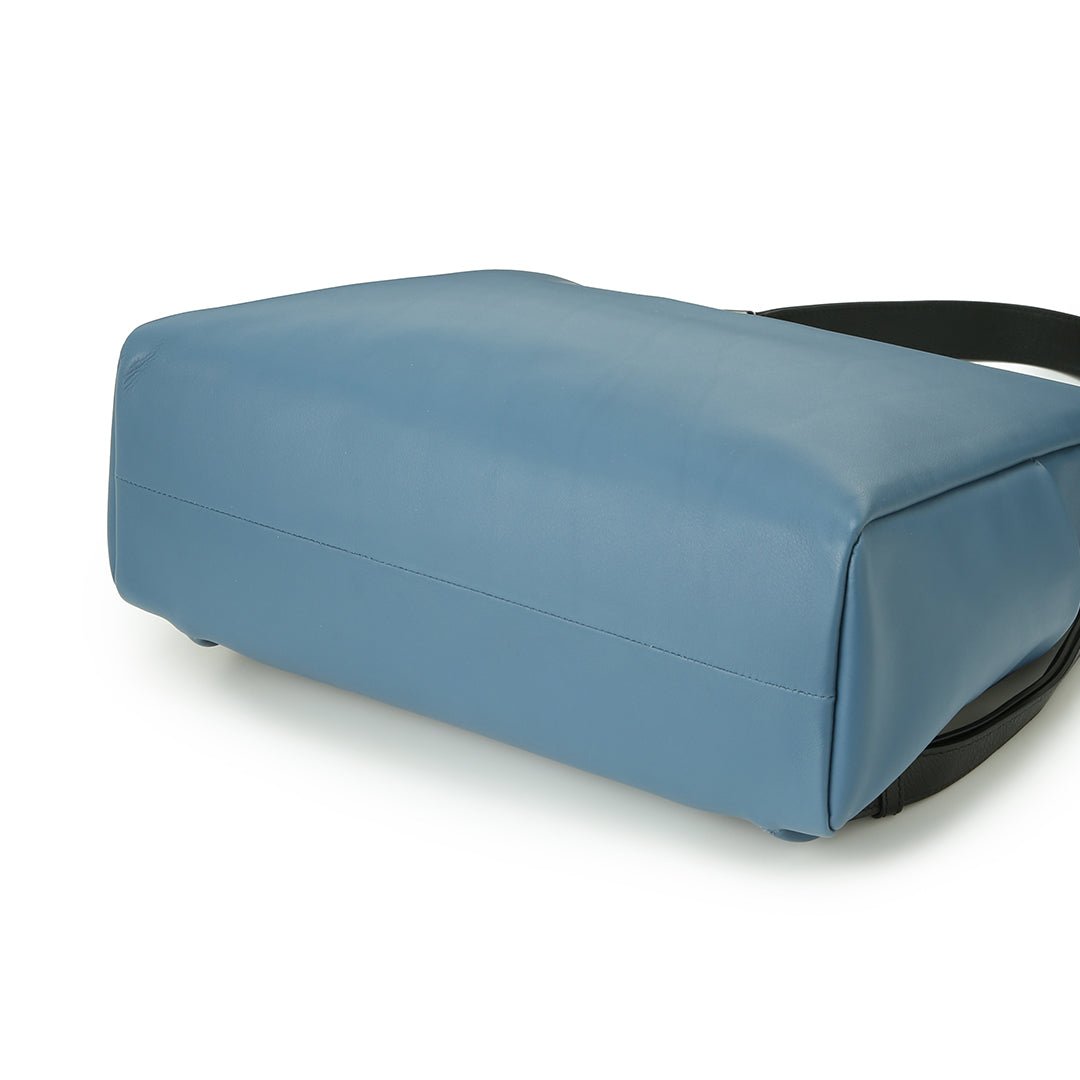 Yozora 3 Way Bag L - Image 11