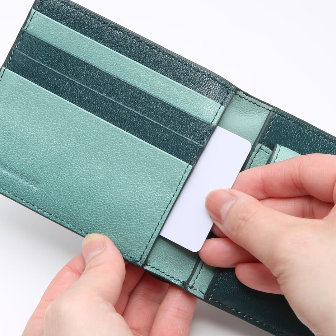 Irodori Bi-Fold Wallet - Image 10